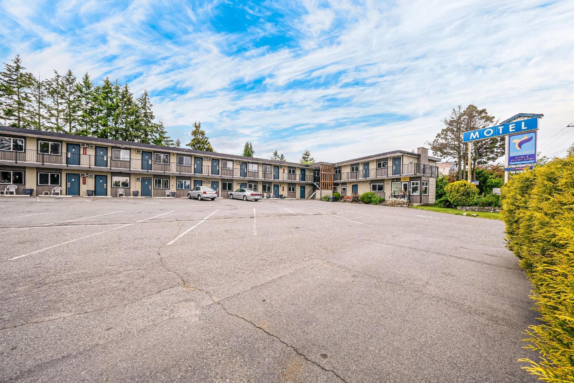 Bluebird Motel Nanaimo Exterior photo