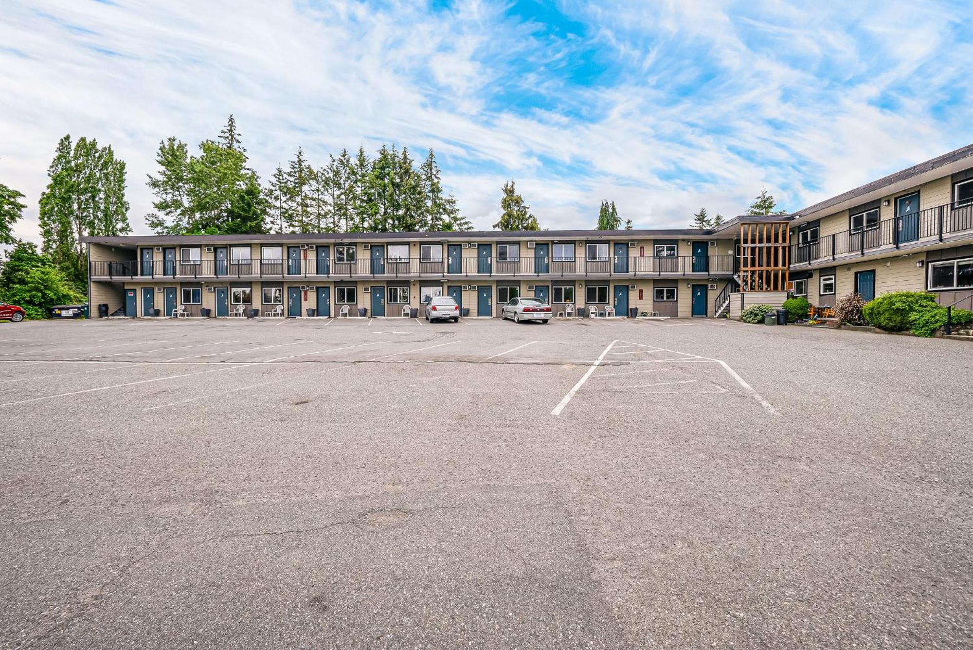 Bluebird Motel Nanaimo Exterior photo